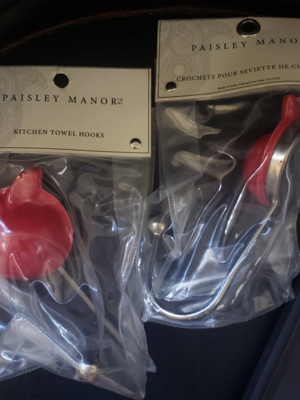 NWT Fun and Quirky Red Apple Shaped Kitchen Towel Hooks - Set of 2 - Picture 9 of 12
